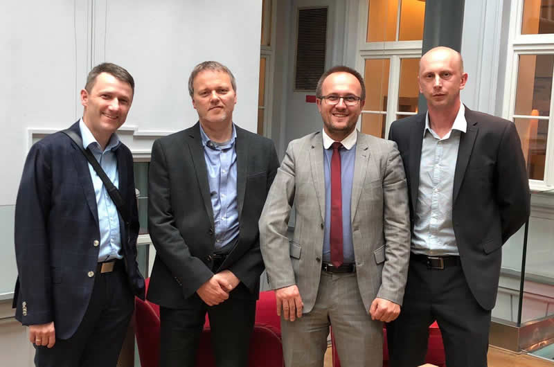 Związek Zawodowy Pracowników Farmacji podjął współpracę z Pharmacy Defence Assosiacion (PDA) z Wielkiej Brytanii.