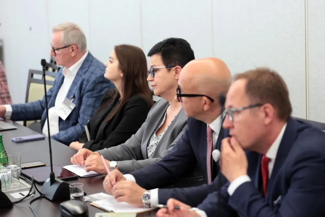 ZZPF na senackiej Komisji Zdrowia dot. szczepień